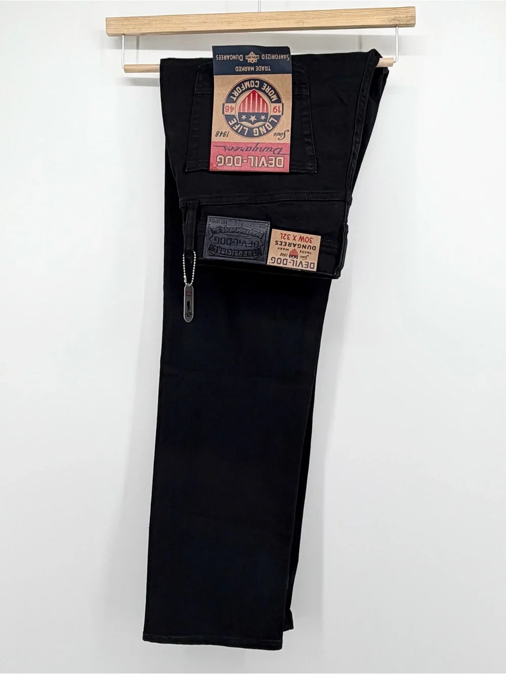 NEW DEVIL-DOG Dungarees Men Black Stretch Jeans 30x32 DD5093